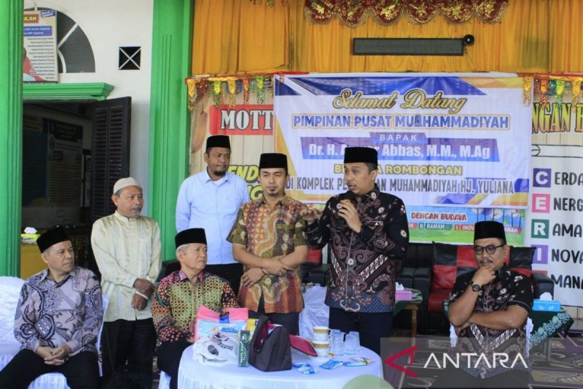 Calon Wakil Gubernur Sumbar Vasko Ruseimy Tegaskan Komitmen untuk Majukan Pendidikan dan Kesejahteraan Guru