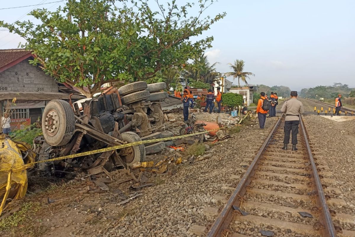 Polres Bantul imbau pengguna jalan taati aturan lewati perlintasan kereta api