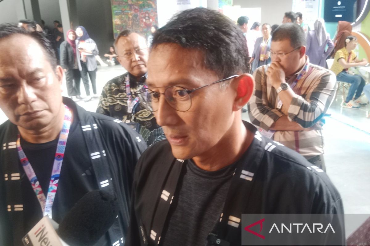 Menteri Sandiaga jamin "Hosting fee" MotoGP Mandalika 2024 sesuai mekanisme