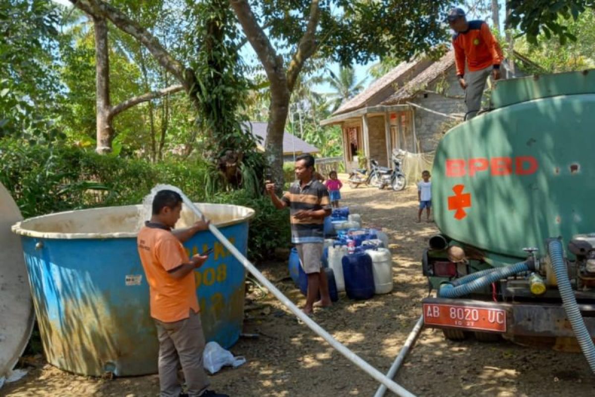 BPBD Kulon Progo masih distribusikan air bersih ke masyarakat