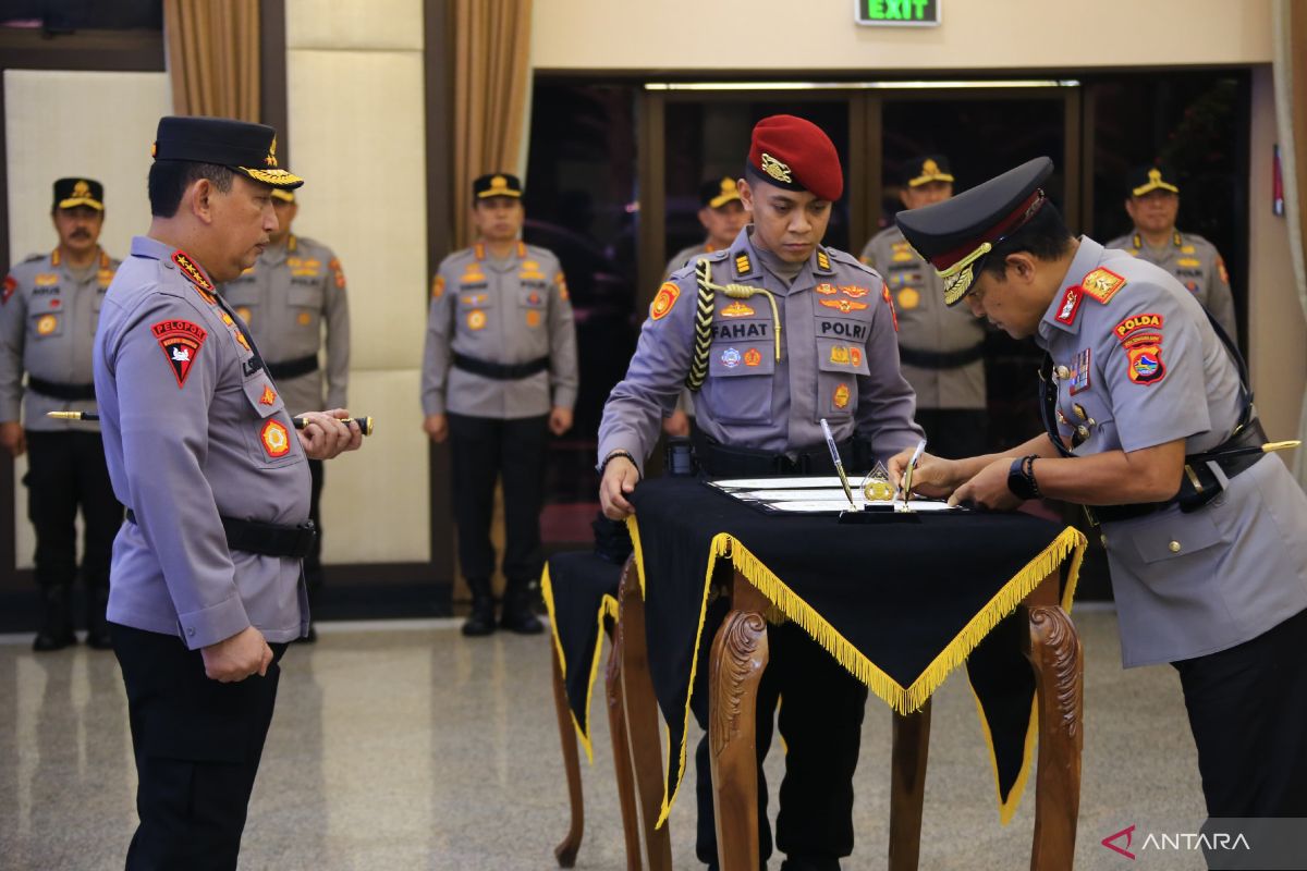 Irjen Pol. Hadi Gunawan resmi  menjabat Kapolda NTB