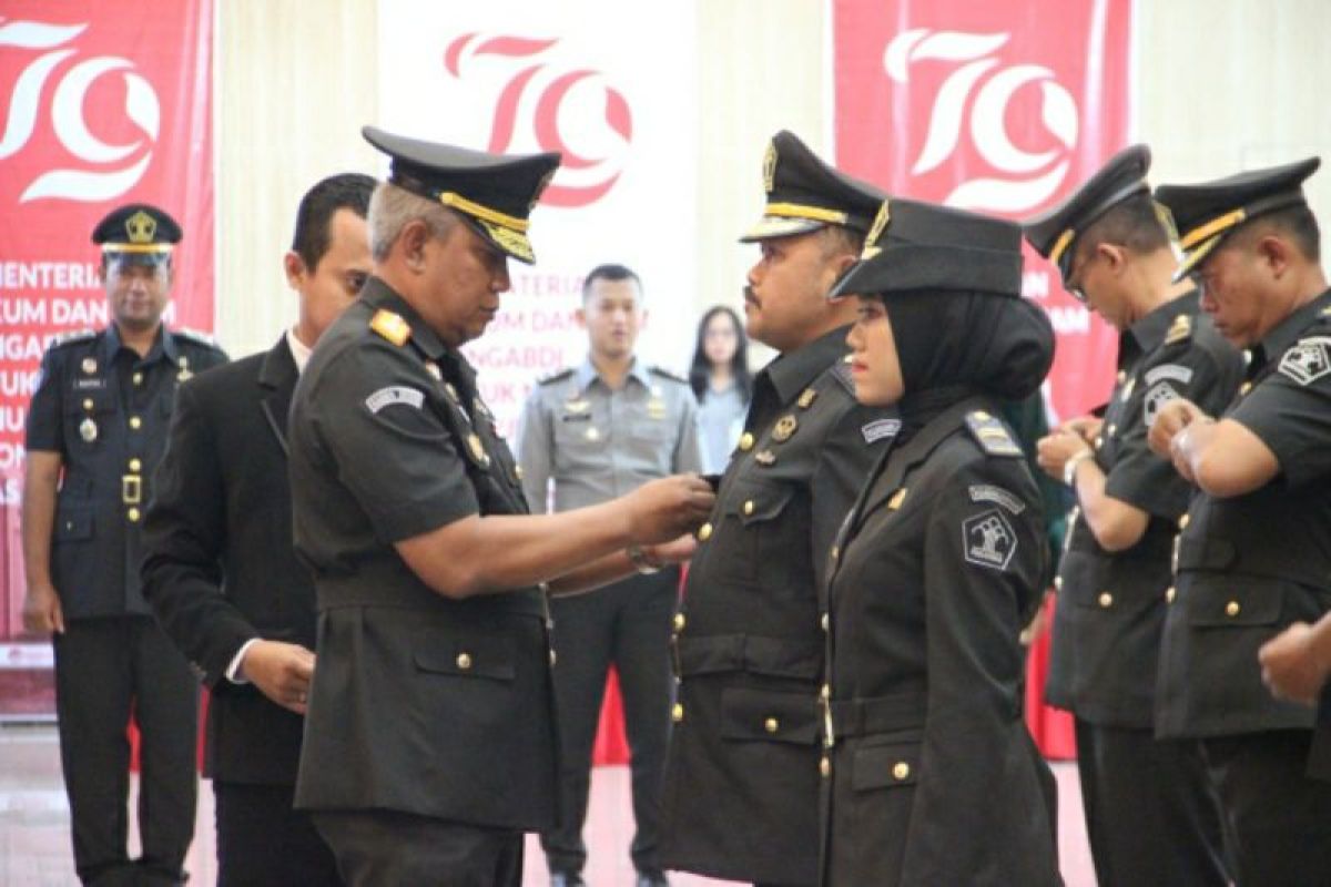 Tejo minta pejabat baru Kemenkumham Jateng bekerja cerdas dan profesional