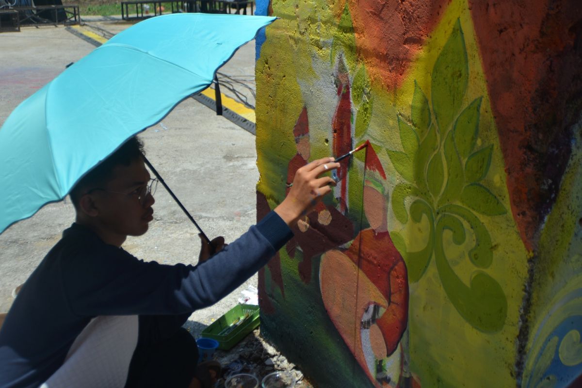 40 perupa ikuti lomba mural ragam hias Minangkabau di Taman Budaya Sumbar