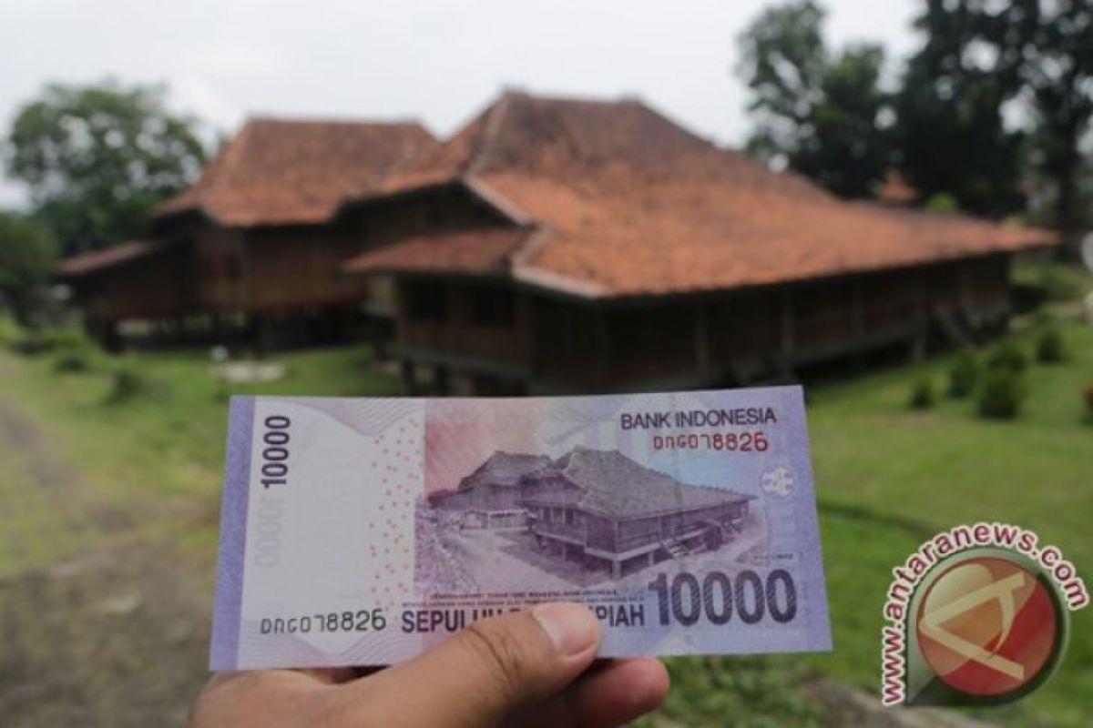 Uang Rp10 ribu tahun emisi 2005 masih berlaku sebagai alat pembayaran