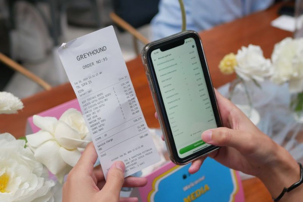 GoPay menghadirkan fitur baru "Split Bill" berbasis AI