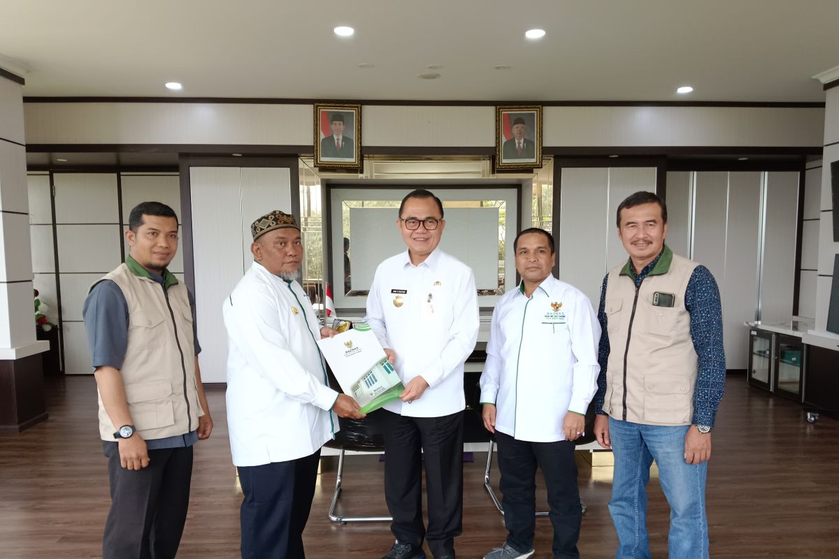 Baznas Bukittinggi salurkan zakat Rp2 miliar kepada 6.690 mustahik