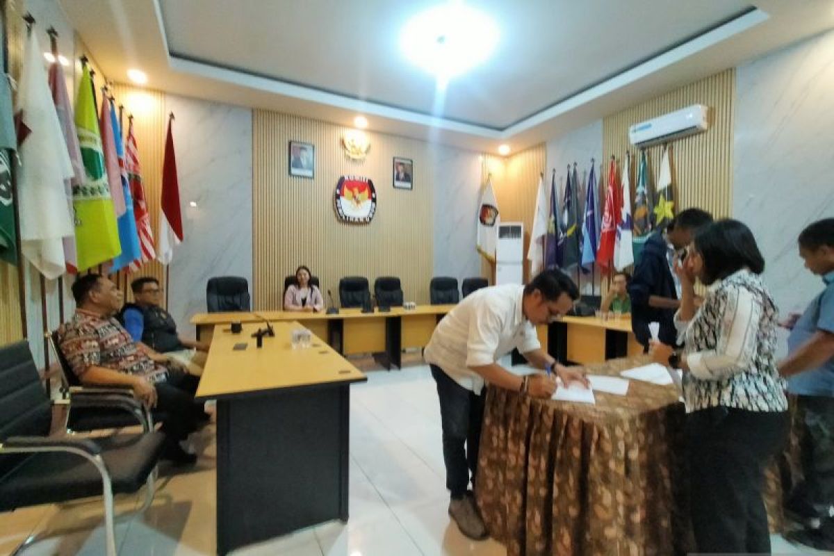 KPU Manado-LO sepakati desain kertas suara Paslon