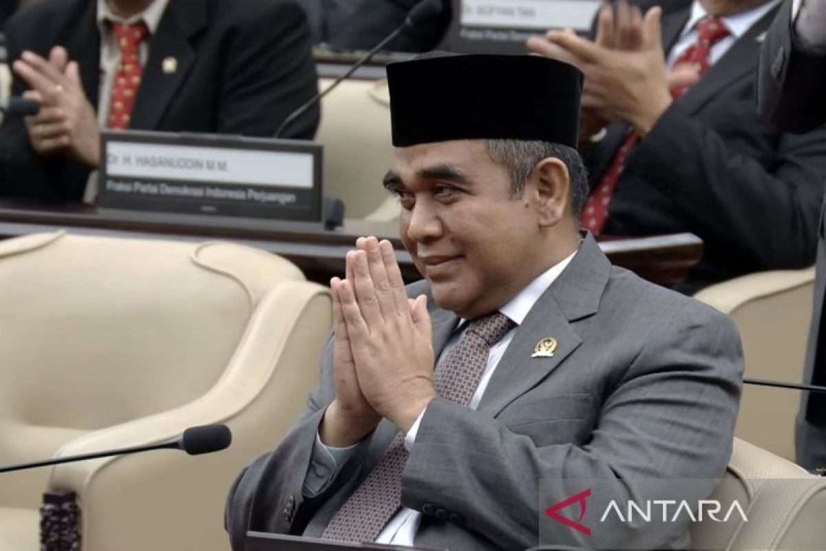 Sidang Paripurna MPR menyetujui Ahmad Muzani Ketua MPR RI 2024-2029