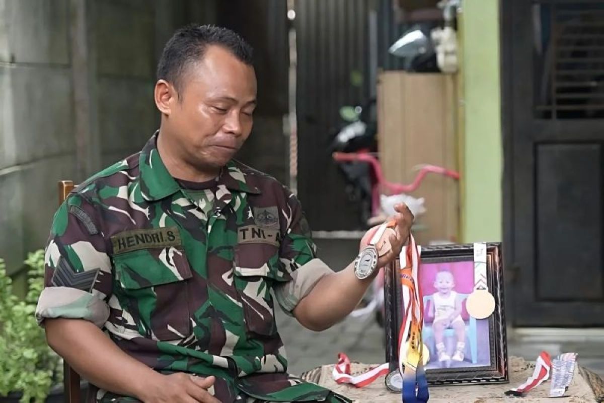 Anggota Kodim apresiasi Polri usai anaknya diterima jalur disabilitas Bintara