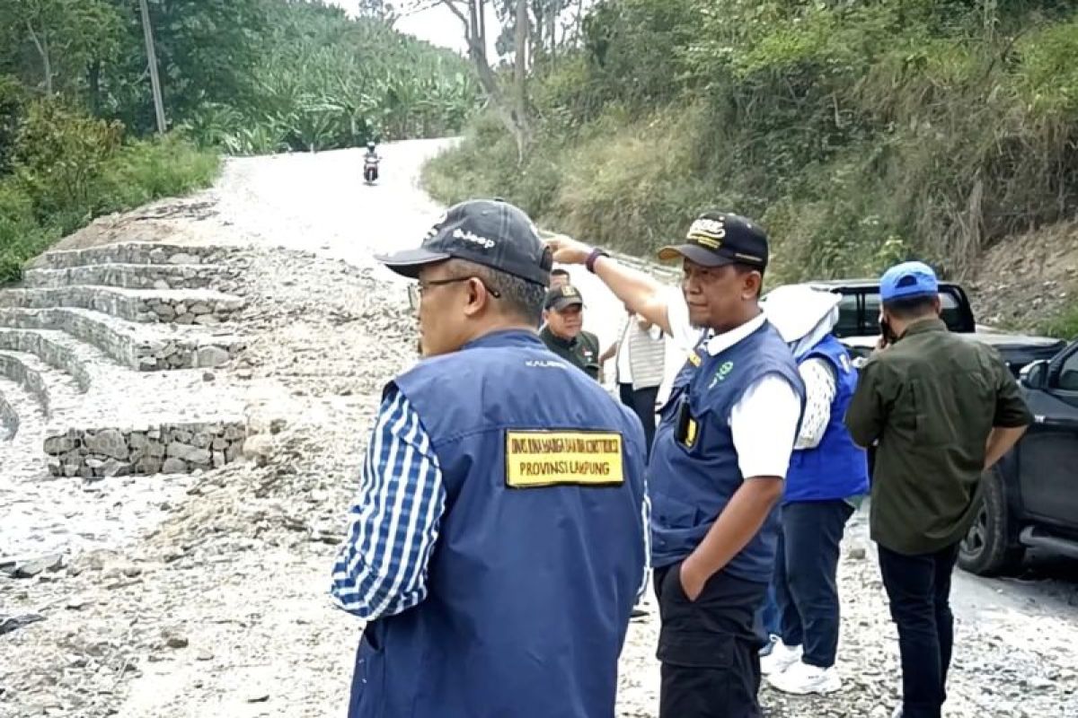 Pemprov Lampung akan rehabilitasi jalan Kuripan-Kota Agung di Tanggamus