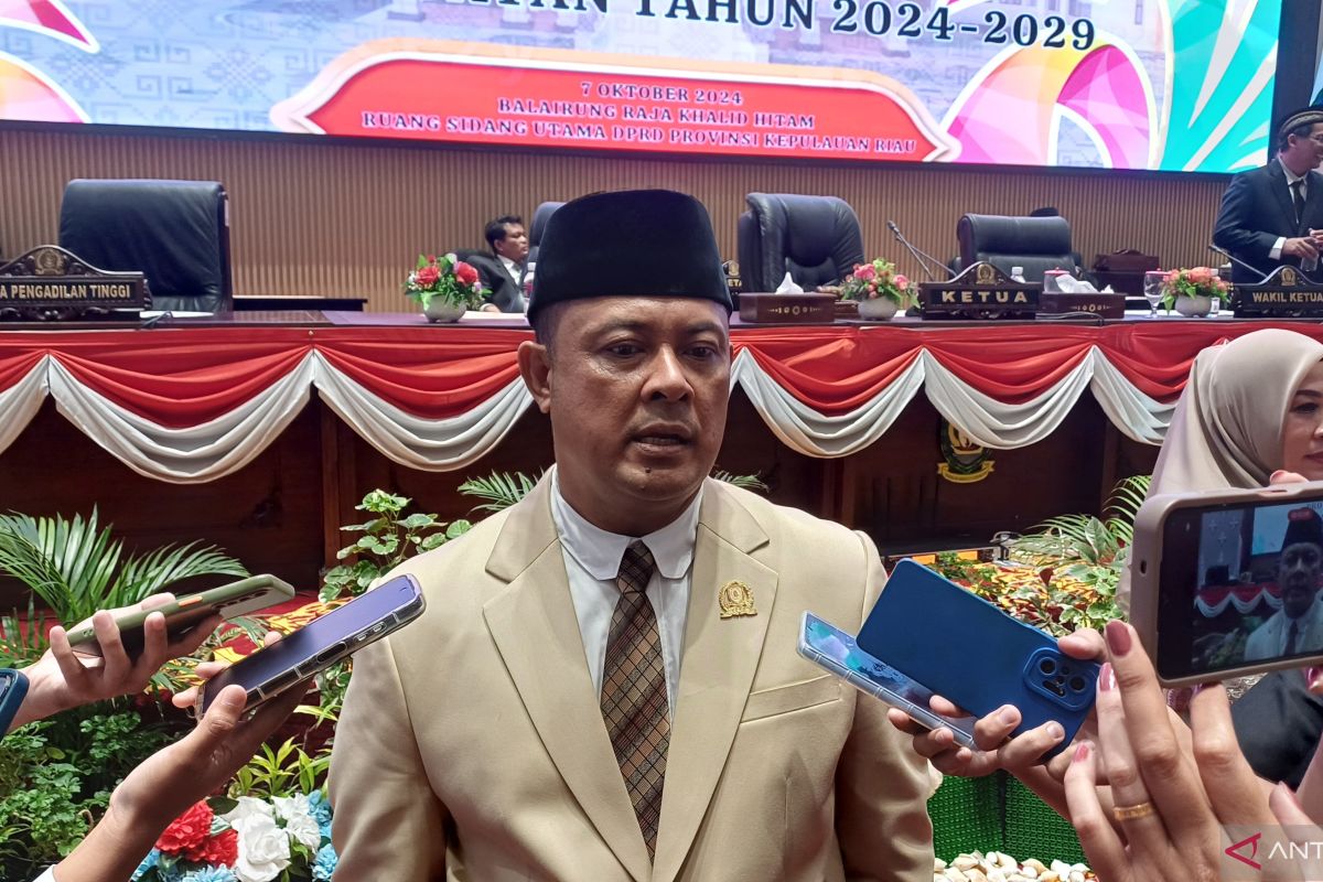 Pimpinan DPRD Kepri baru dilantik fokus tuntaskan APBD 2025