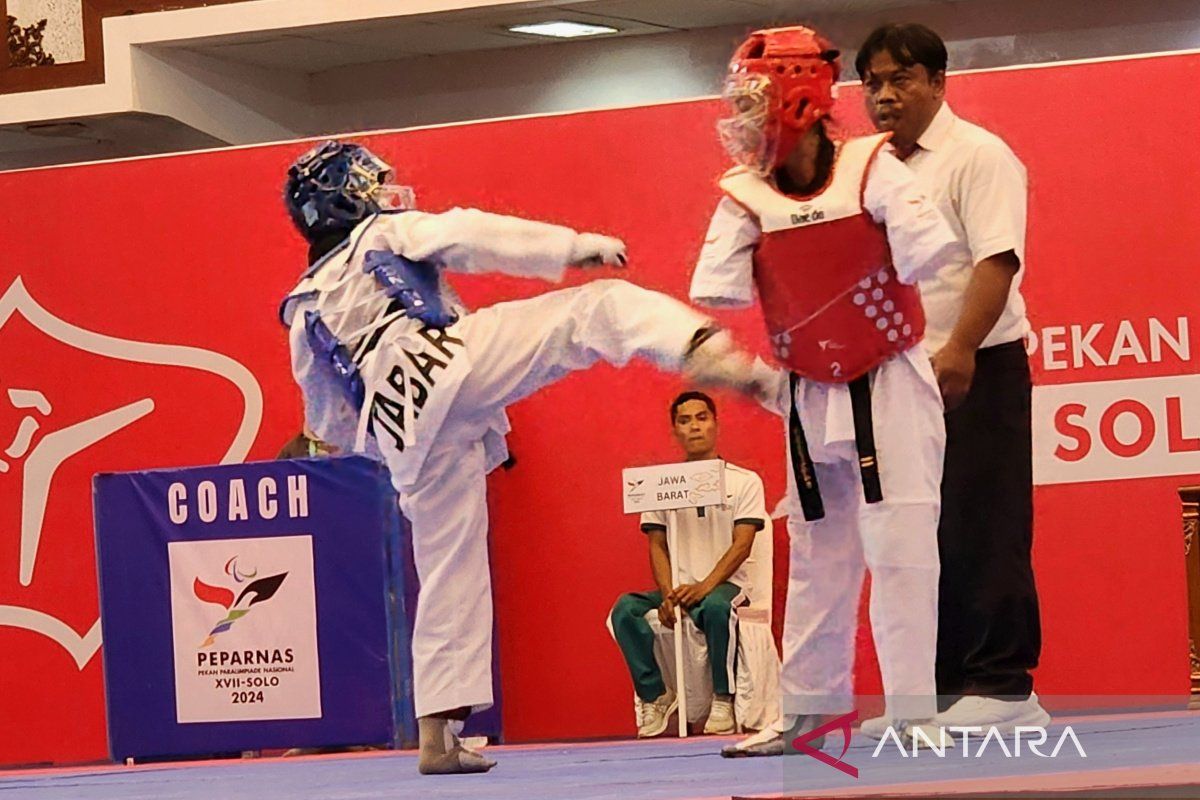 Riau sabet emas pertama  para-taekwondo Peparnas XVII