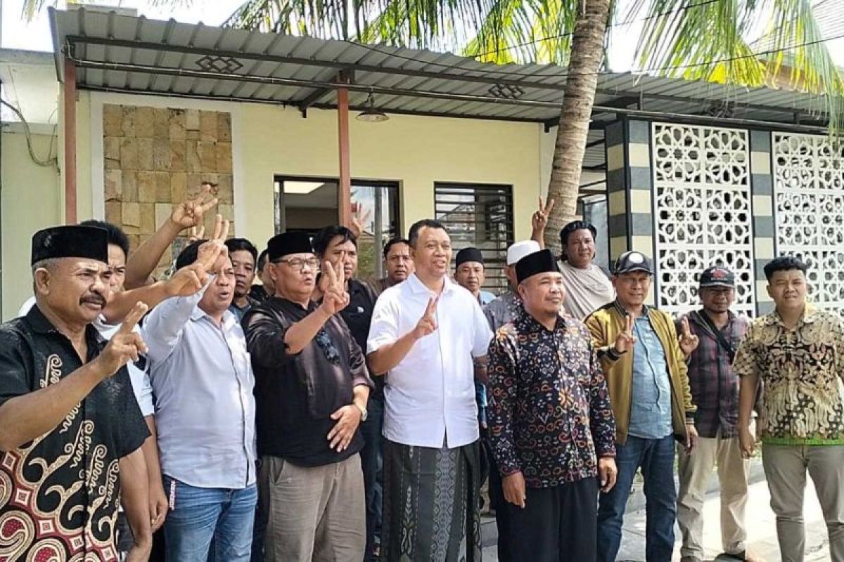 Mantan kades di Lobar ramai-ramai datangi rumah Cagub NTB Zulkieflimansyah