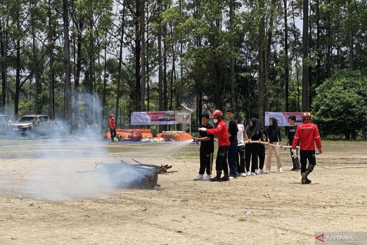 Mahasiswa baru di Unilak belajar tanggulangi karhutla dari PT Arara Abadi