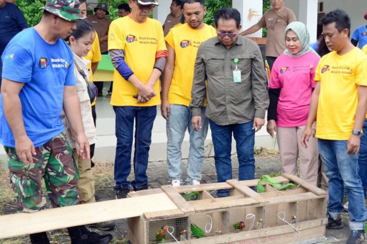 PLN UIP Sulawesi dan BKSDA bersihkan Taman Wisata Alam Batu Putih