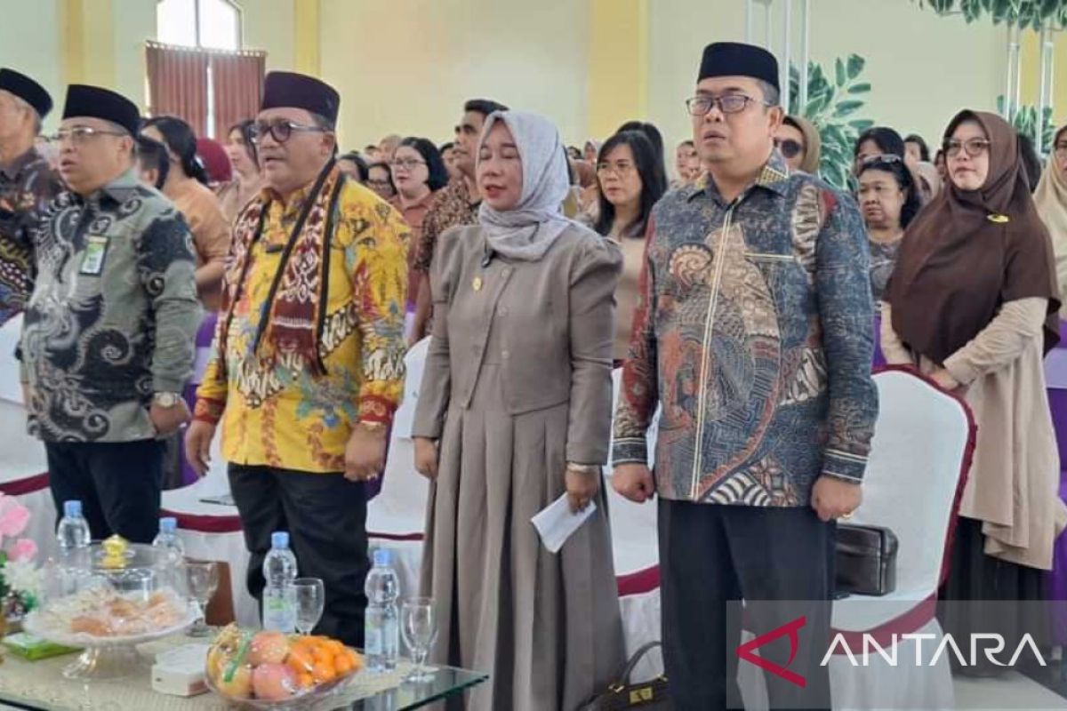 Kakanwil Kemenag Sulut  beri penguatan moderasi beragama ASN