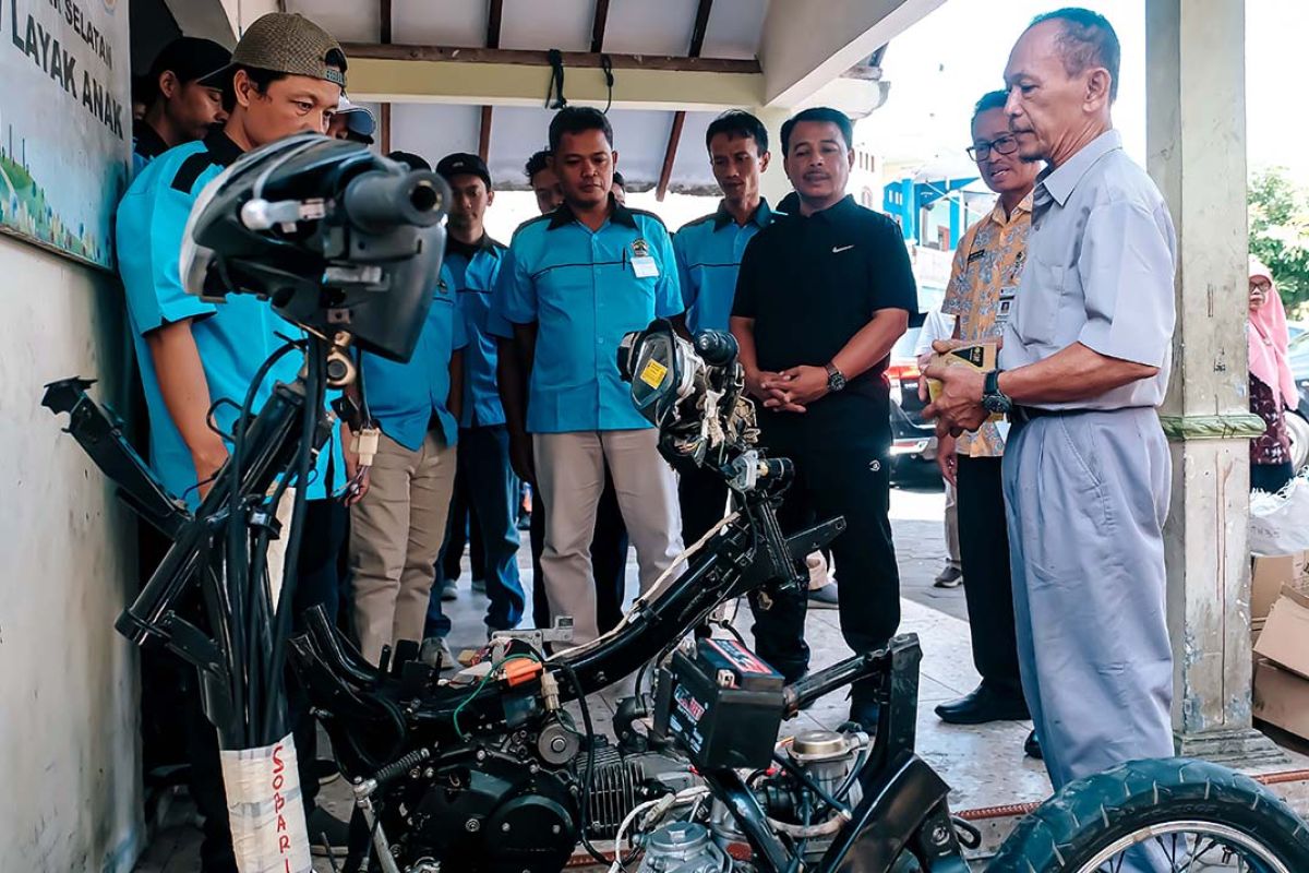 20 peserta ikuti pelatihan teknik otomotif sepeda motor