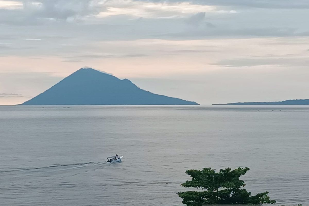 Hujan lebat dan angin kencang  berpotensi landa Sulawesi Utara