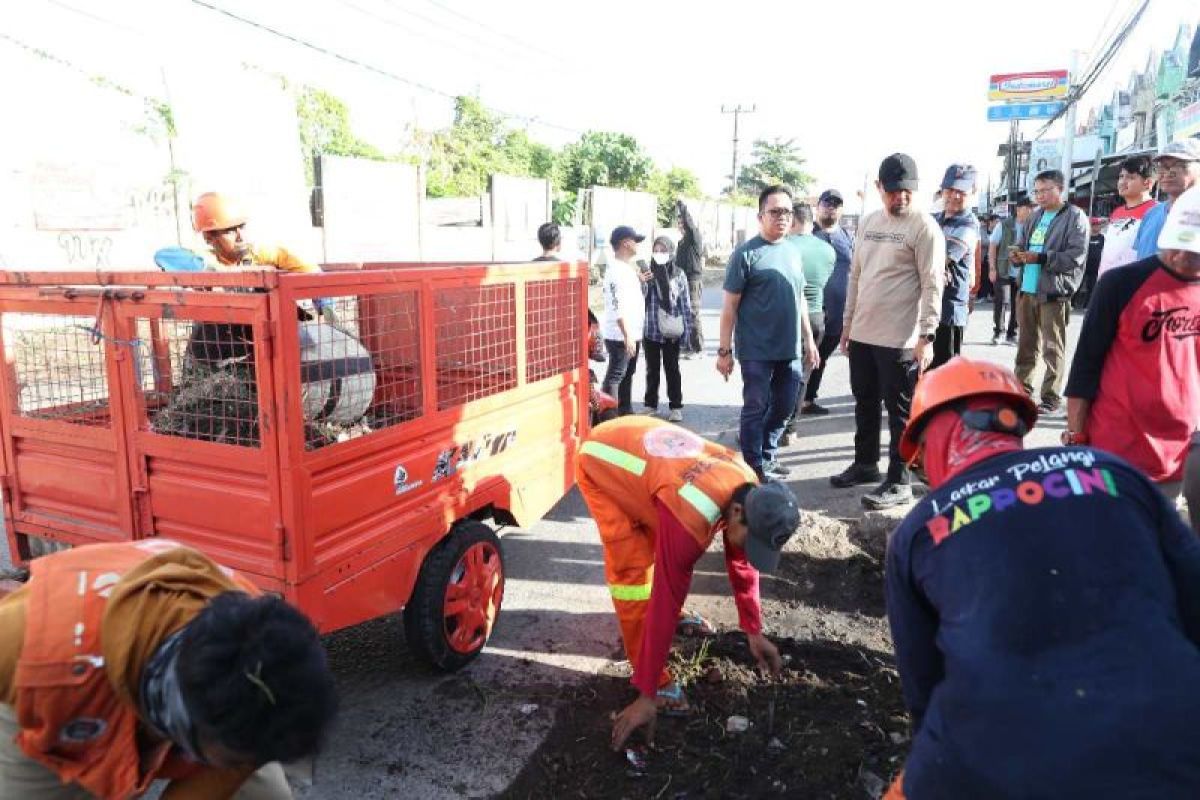 Wali Kota Makassar lakukan pantauan lapangan jelang penilaian Adipura