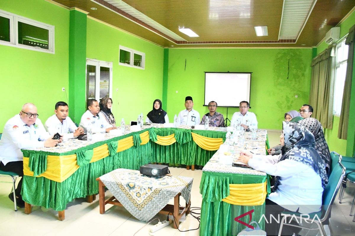 Kemenag Sumsel imbau seluruh kantin madrasah bersertifikat halal