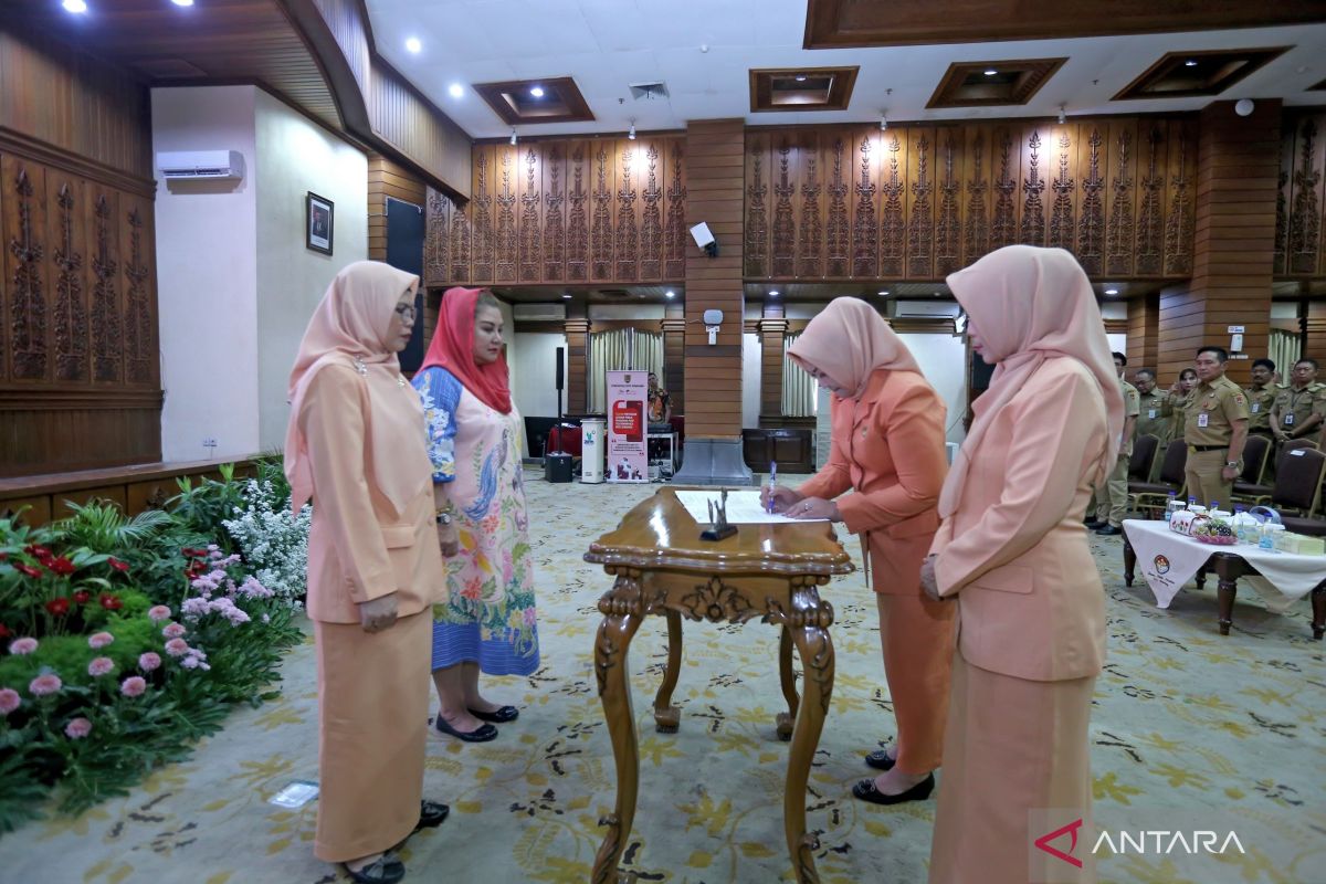 Wali Kota Semarang pesan  Dharma Wanita jaga netralitas jelang pilkada