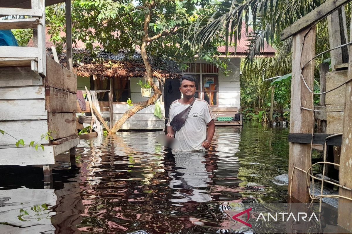 BPBD catat 150 warga di Aceh Barat terkurung banjir