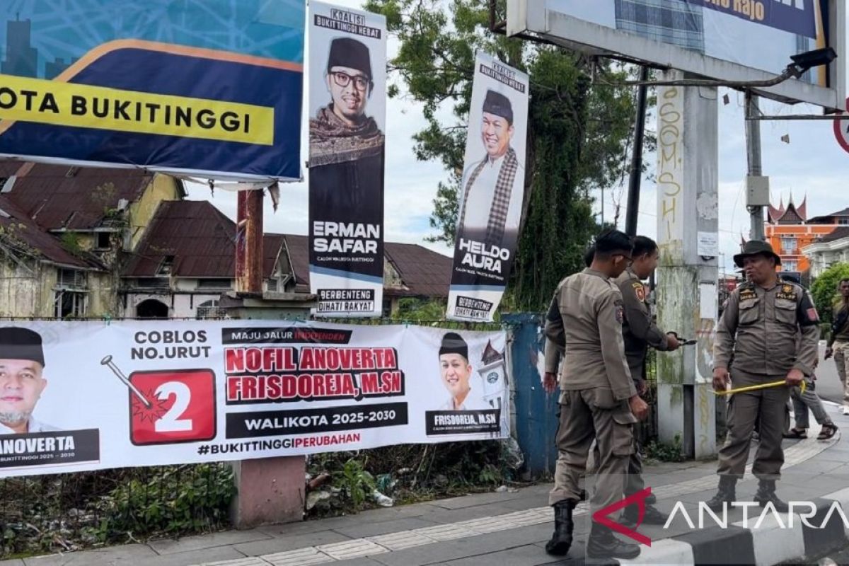 177 APK Pilkada bermasalah ditertibkan di Bukittinggi