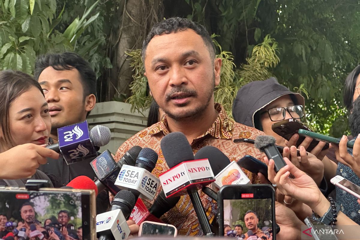 Giring isyaratkan bekerja sama dengan Fadli Zon di Kabinet