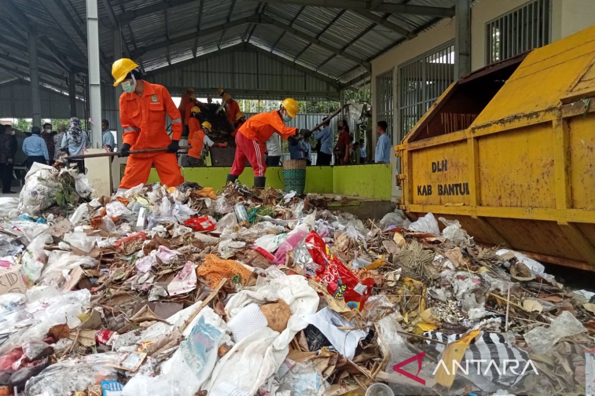 DLH Bantul siapkan TPS sementara di Angkruksari untuk tampung sampah pasar