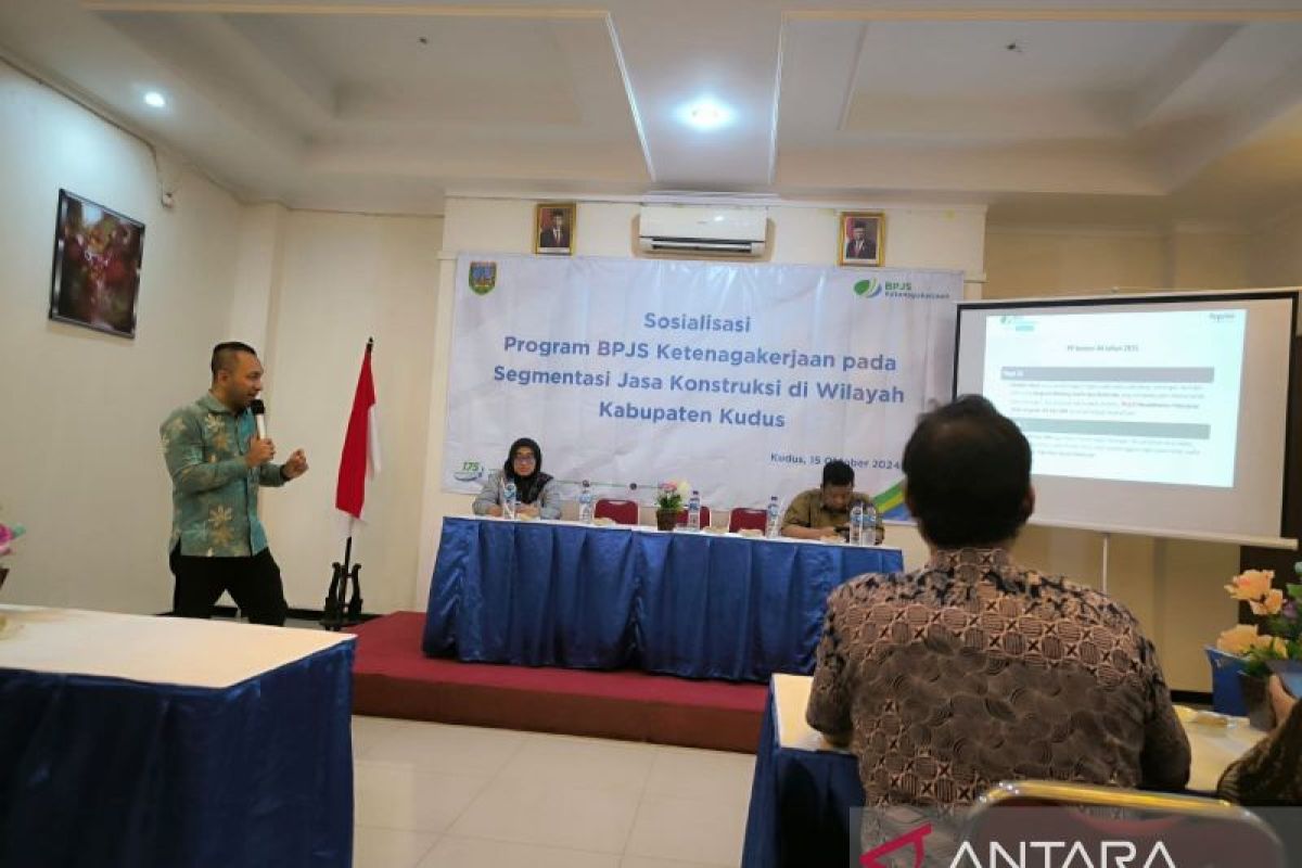 Pemkab Kudus  ingatkan pekerja konstruksi agar didaftarkan jamsostek