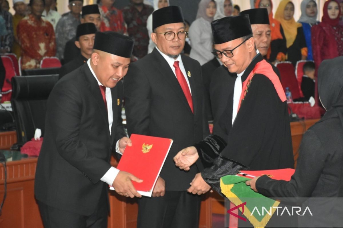 Fezzy kembali pimpin DPRD Beltim 2024-2029