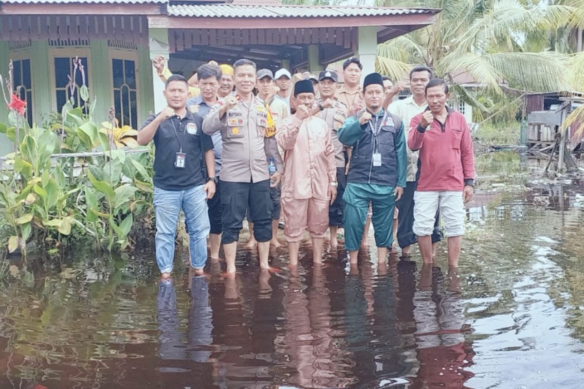 Pesan pilkada damai ke warga terimbas banjir pasang