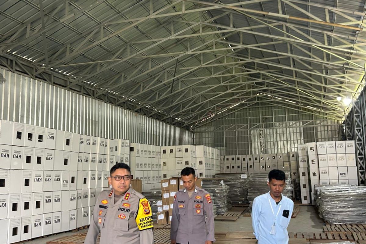 Kapolres Lampung Selatan cek pengamanan gudang logistik Pilkada 2024