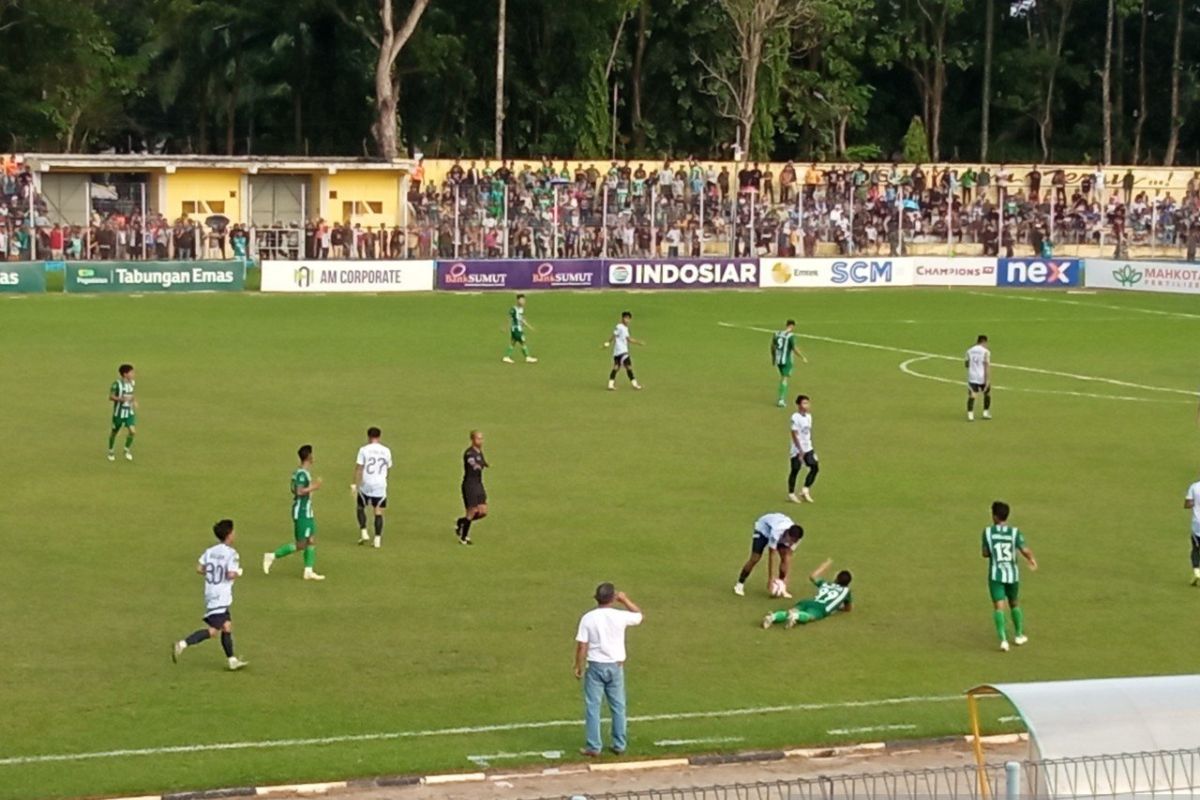 PSPS curi satu poin di kandang PSMS