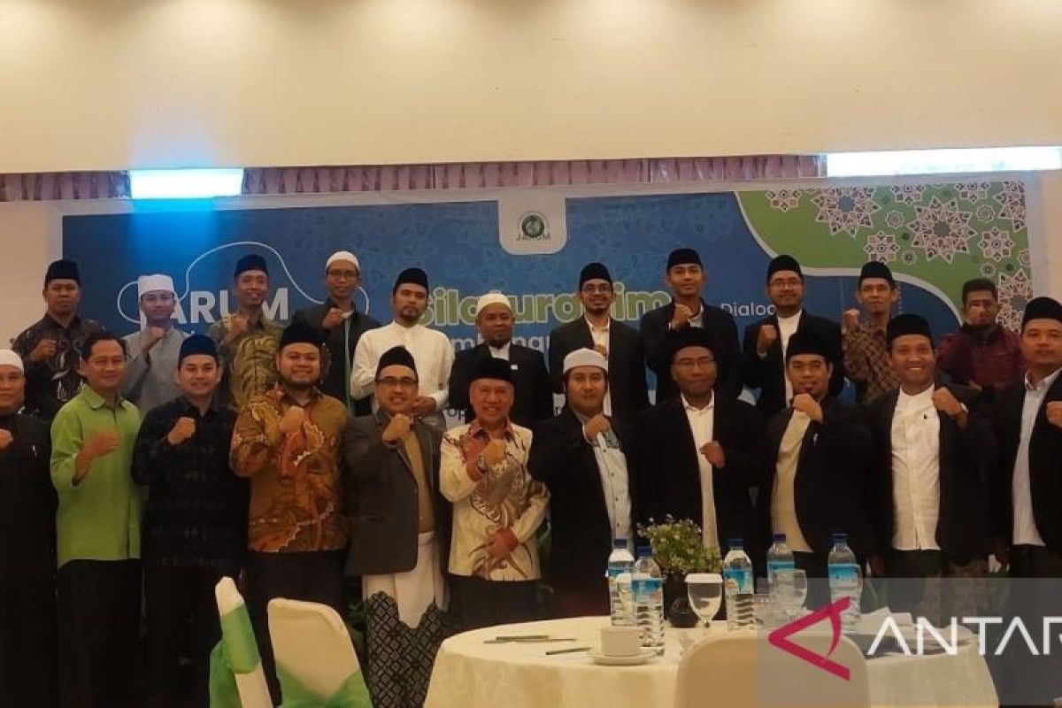 Ulama muda NTB deklarasi dukung paslon AQUR di Pilkada Mataram 2024