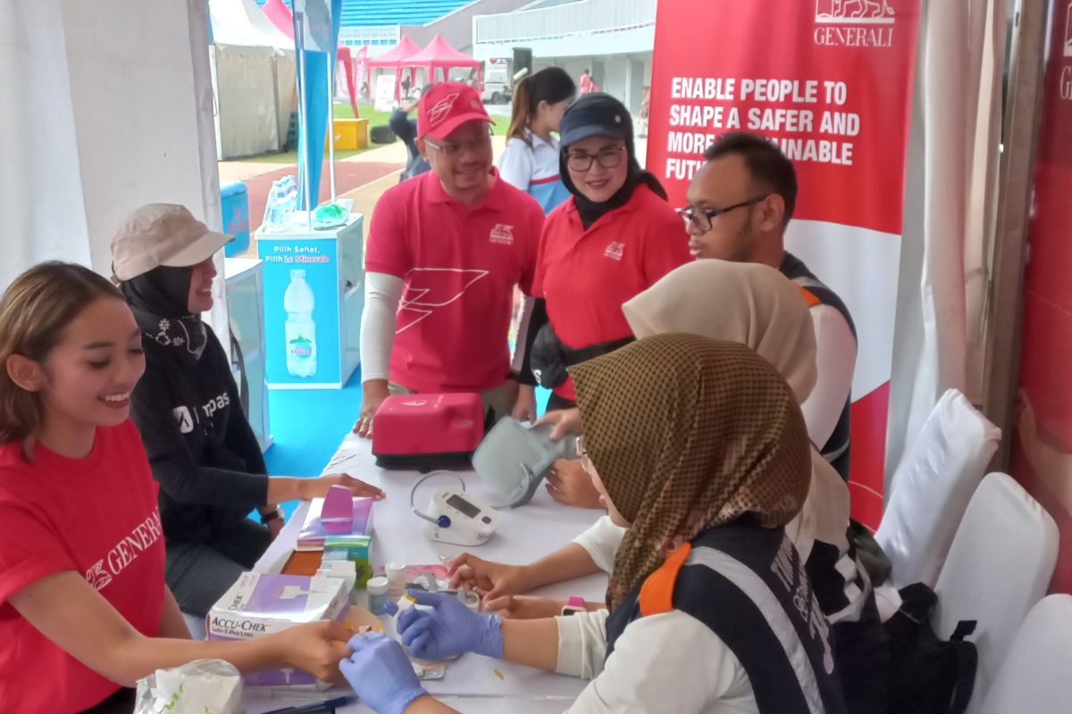 Generali Indonesia promosikan kesehatan di ajang The Big Tour-Road to Borobudur Marathon 2024