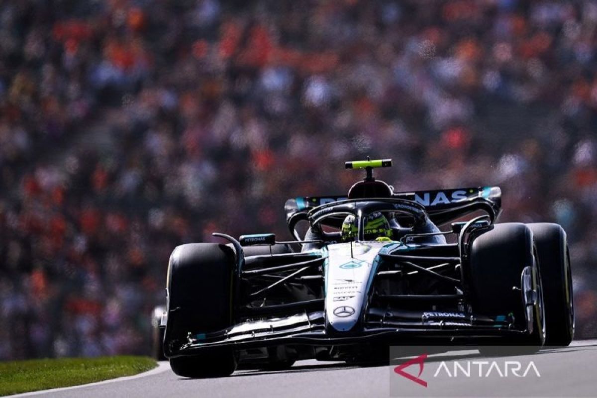 Pembalap Russell nantikan konsistensi performa Mercedes pada GP Meksiko