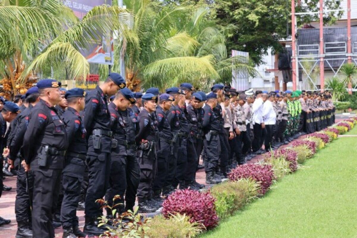 TNI-Polri latihan Dalmas kesiapan pengamanan Pilkada di Sulut