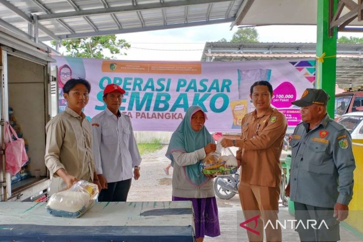 Pasar murah di Palangka Raya sasar rumah tangga miskin