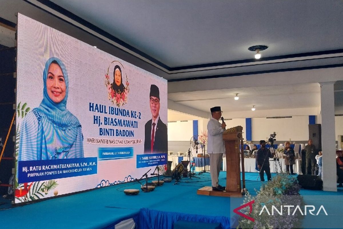 Mendes PDT Yandri buka suara terkait surat undangan haul berkop Kemendes