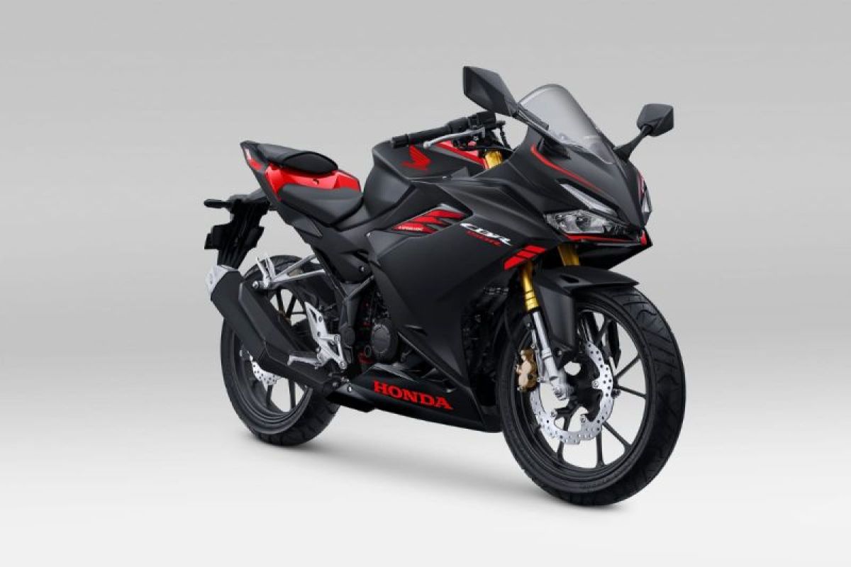 Motor sport honda terlaris New CBR150R tampil makin agresif