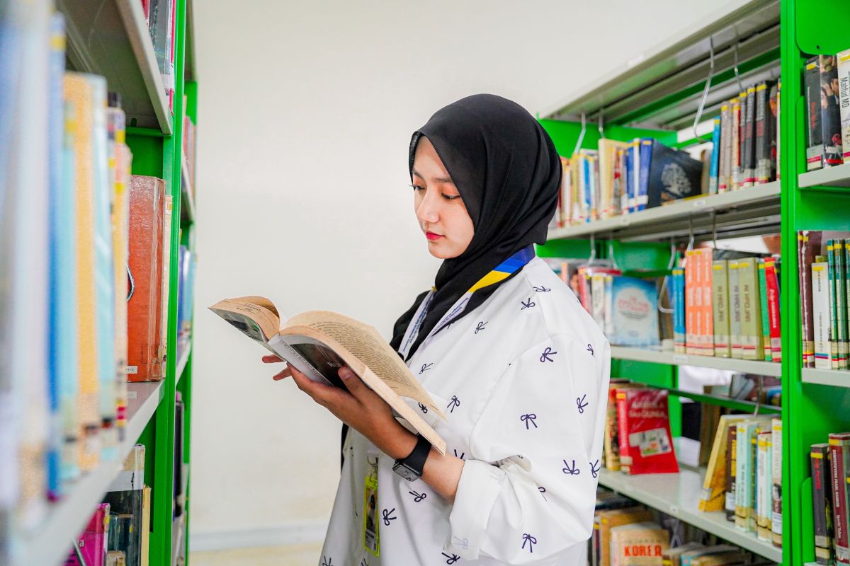 Unnes buka perpustakaan hingga malam hari