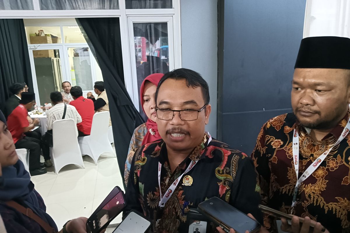 KPU Kota Semarang menerima surat suara Pilgub Jateng