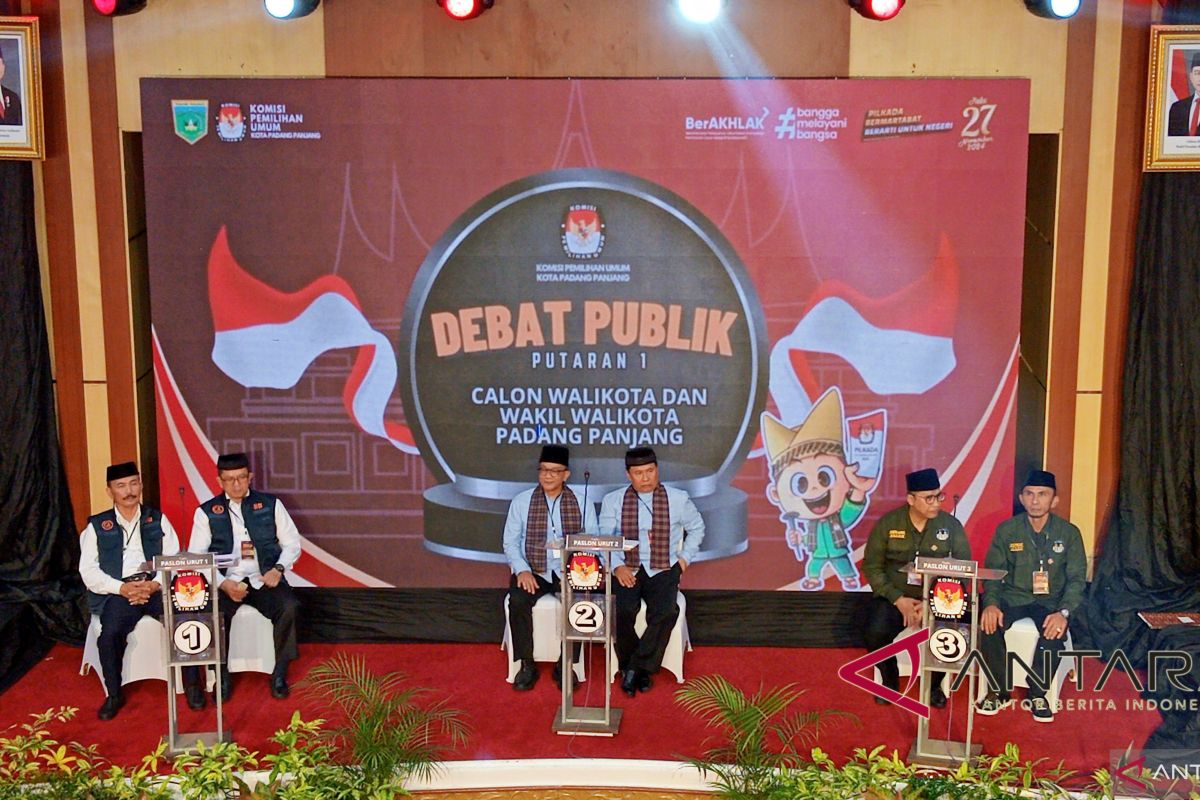 Pertama di Sumbar, KPU Padang Panjang sukses gelar debat perdana paslon Pilkada 2024 (Video)