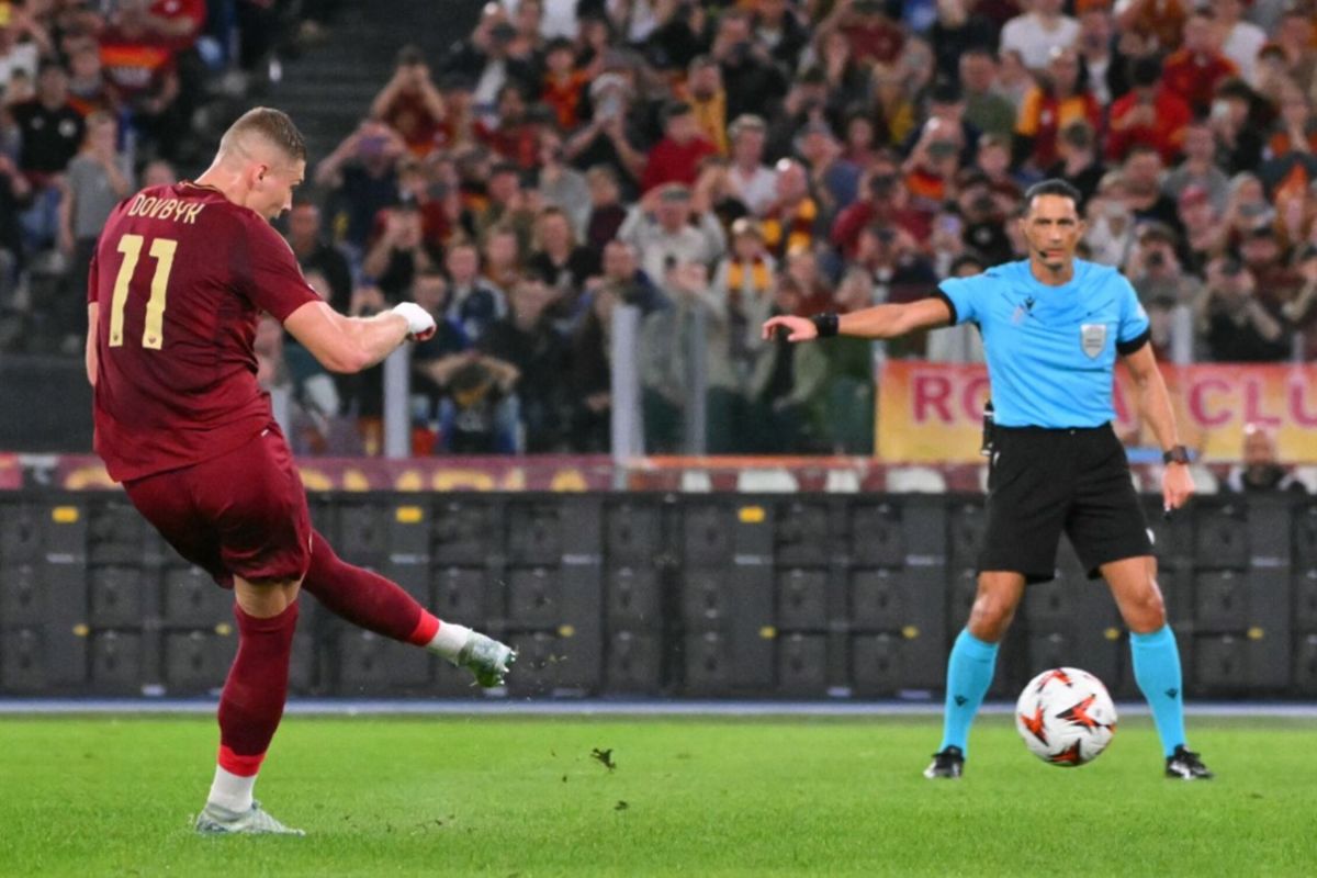 Gol Artem Dovbyk bawaAS Roma tekuk Dynamo Kiev 1-0