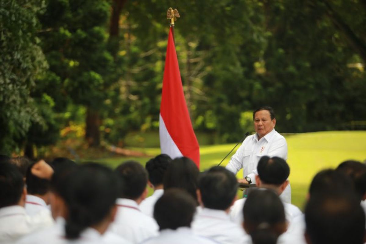 Prabowo: Retret kabinet di Akmil tidak bermaksud militeristik