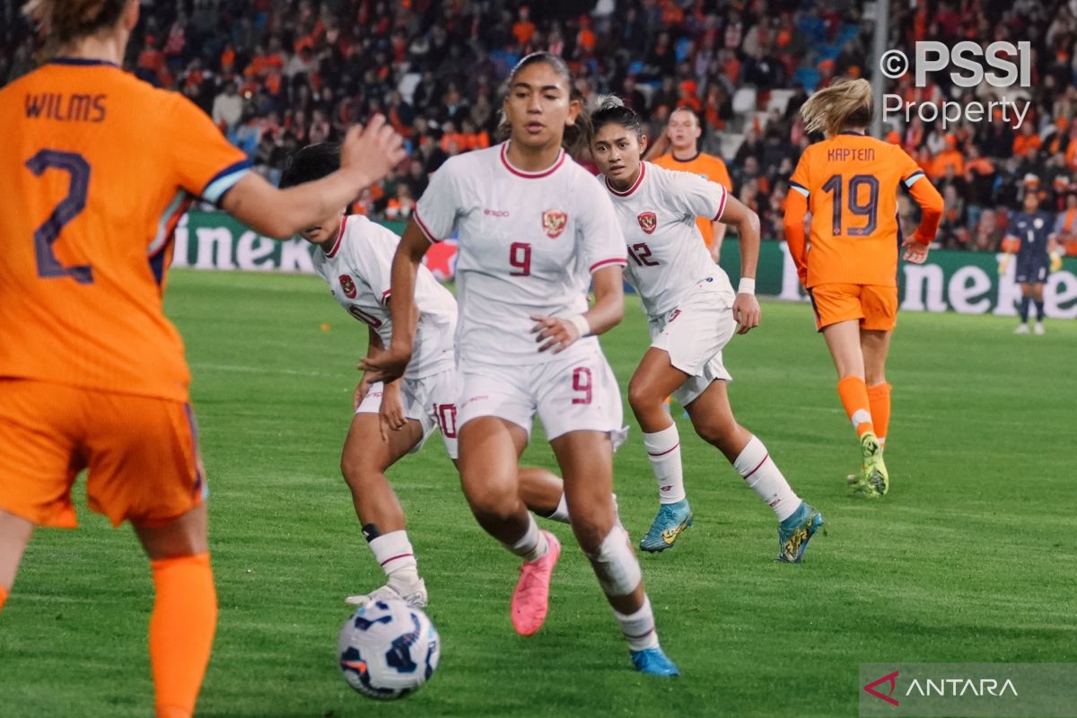 Timnas putri dapatkan pelajaran berharga dari timnas Belanda