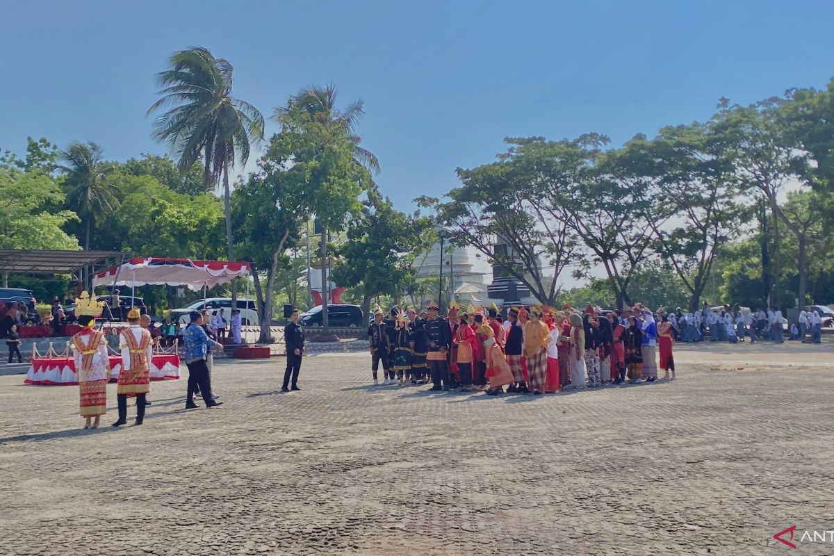 Hari Sumpah Pemuda, pelajar di Lamsel kenakan pakaian adat