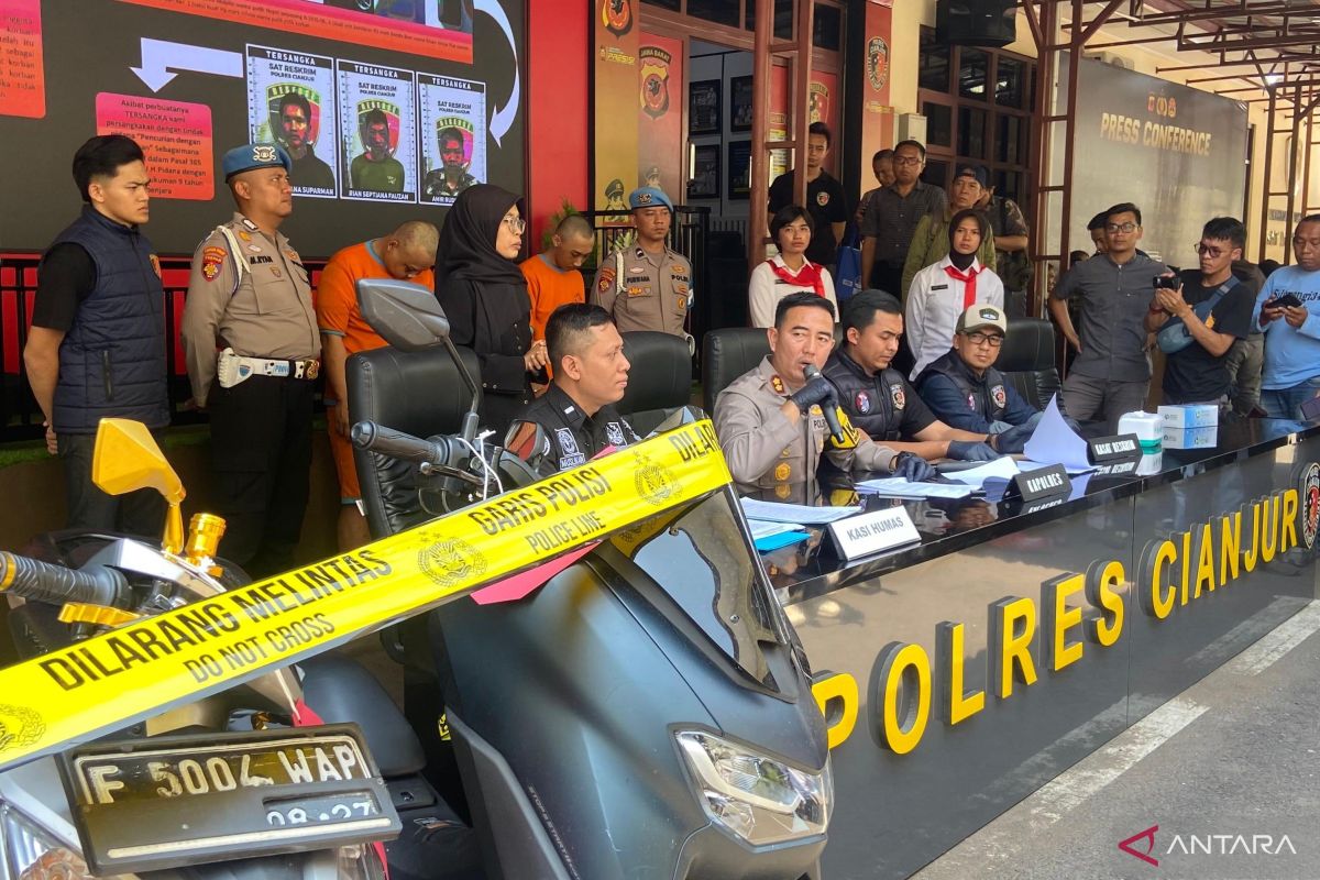 Bermodus laka lantas, polisi gadungan begal warga Cianjur