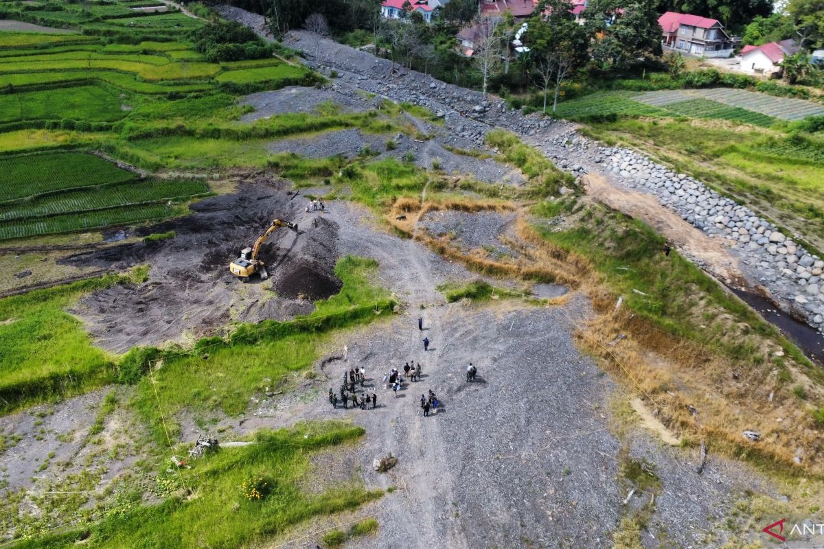 Kementan tinjau optimasi sawah terdampak lahar dingin di Sumbar